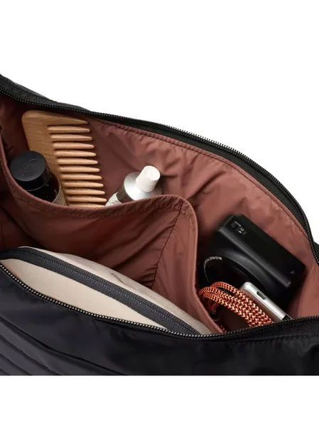 torba-na-ramie-bellroy-laneway-crescent-bag-7-l-ink-zapiecie-zamek