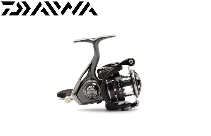 kolowrotek-daiwa-23-exceler-lt-2500-xh-6-2-1-waga-205-g
