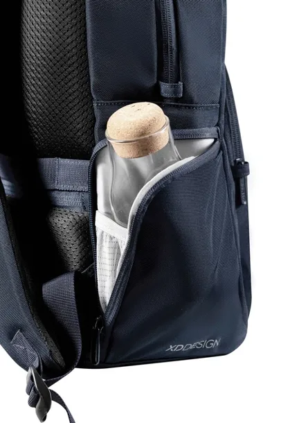 plecak-miejski-antykradziezowy-xd-design-soft-daypack-navy-waga-z-opakowaniem-1-484-kg-liczba-komor-1