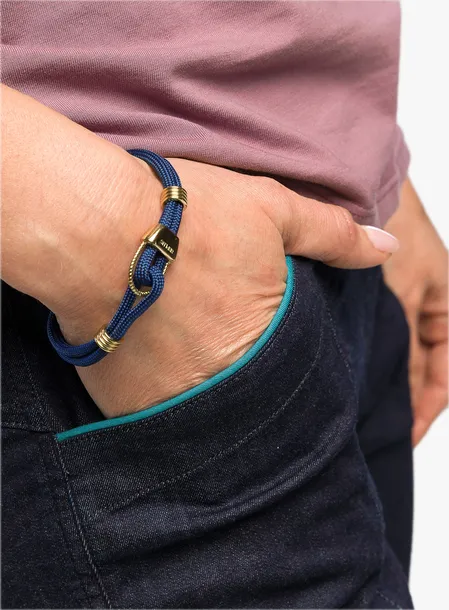 bransoletka-8b-wristband-kratos-dark-navy-gold-nazwa-8bplus-8b-lezecky-naramek-kratos-marka-8bplus