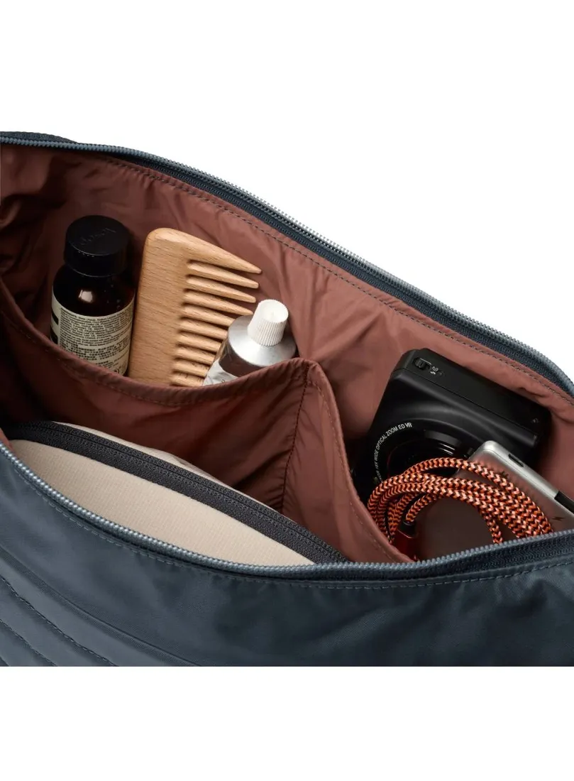 bellroy-torebka-nylon-niebieski-wysokosc-28-cm