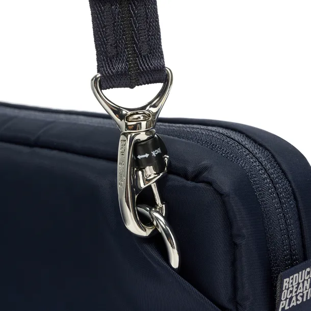 saszetka-kopertowka-antykradziezowa-pacsafe-w-3-in-1-sling-black-zapiecie-zamek
