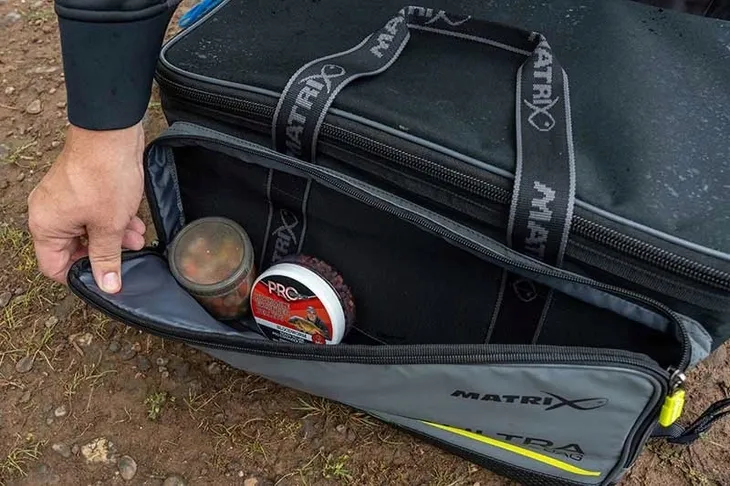 matrix-torba-aquos-cool-bag-termiczna-model-marka-matrix-kolor-czarny