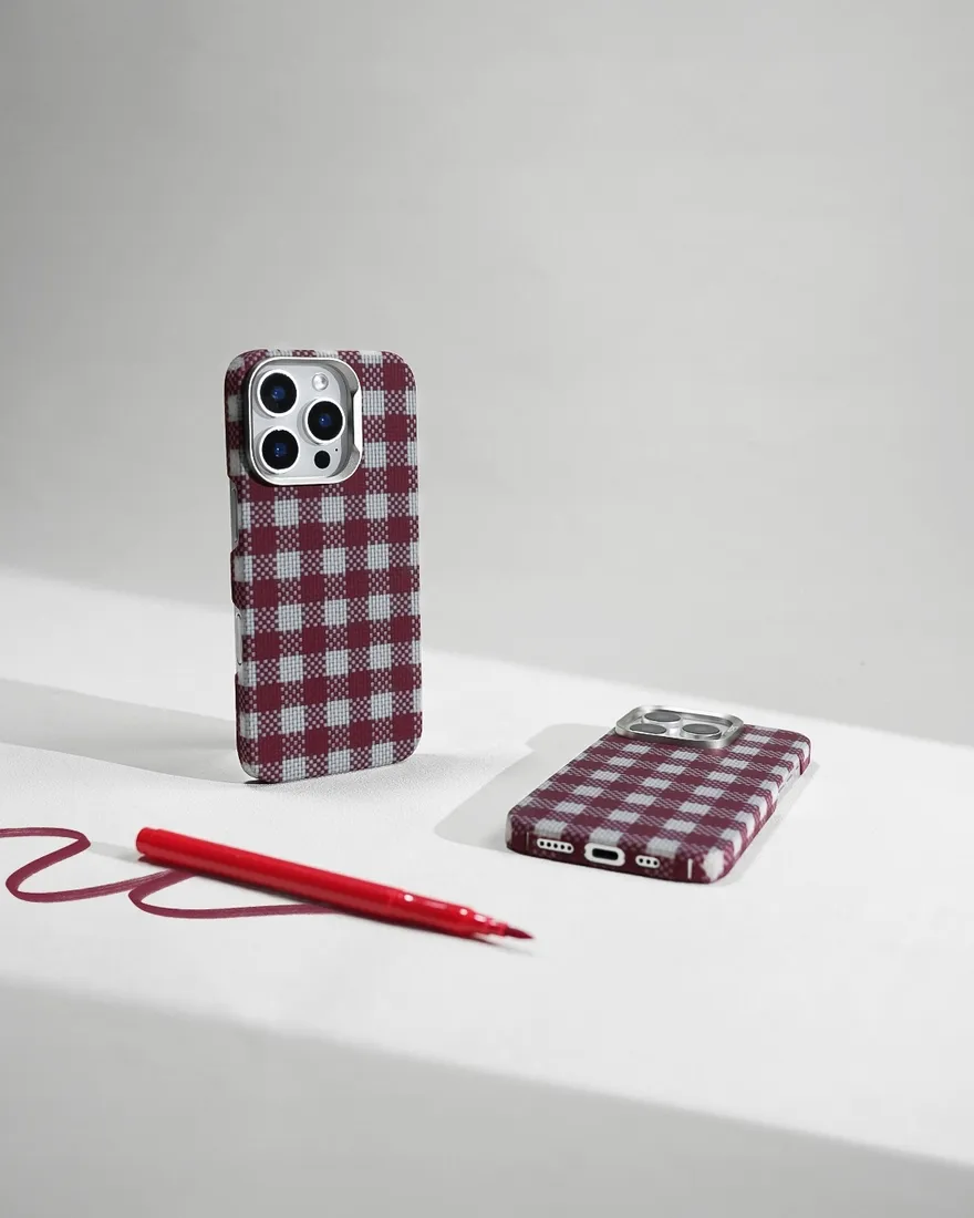 plecki-benks-do-apple-iphone-16-pro-czerwony