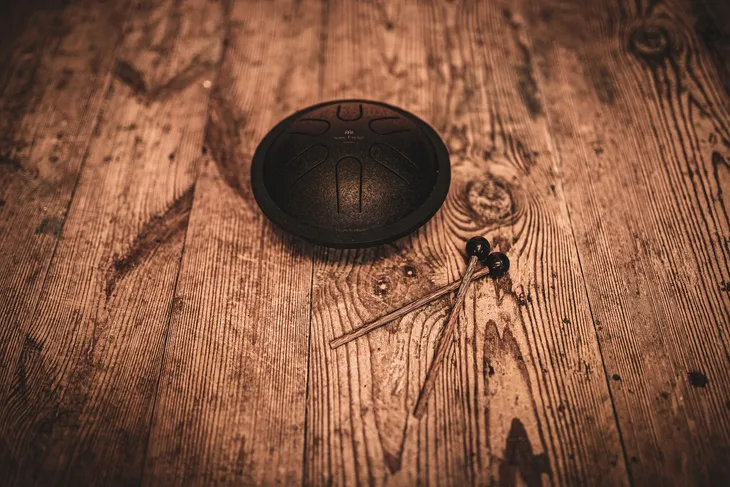 tongue-drum-meinl-mstd1bk-marka-meinl