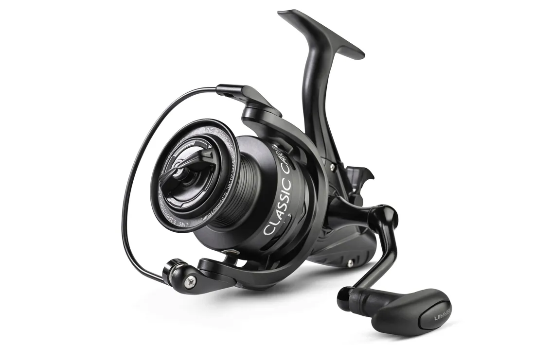 kolowrotek-brain-classic-carp-baitrunner-4000