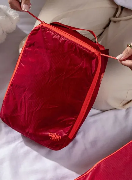 organizer-na-odziez-cabinzero-ultralight-packing-cube-m-55-l-fiesta-red-kod-producenta-cz362413