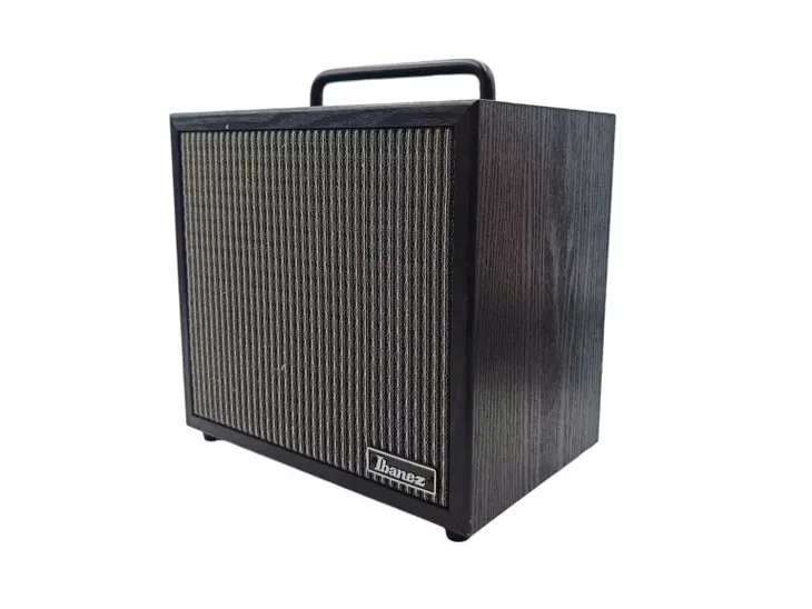 combo-tranzystorowy-ibanez-konstrukcja-tranzystorowy-waga-z-opakowaniem-3-6-kg