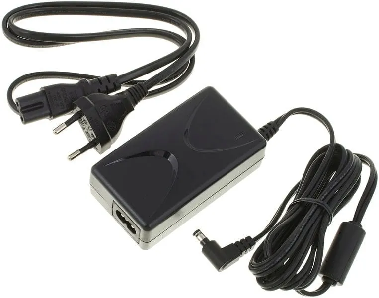 roland-psb-230eu-ac-adapter-9v-2a-zasilacz-do-keyboardow-multiefektow-kod-producenta-psb-230eu