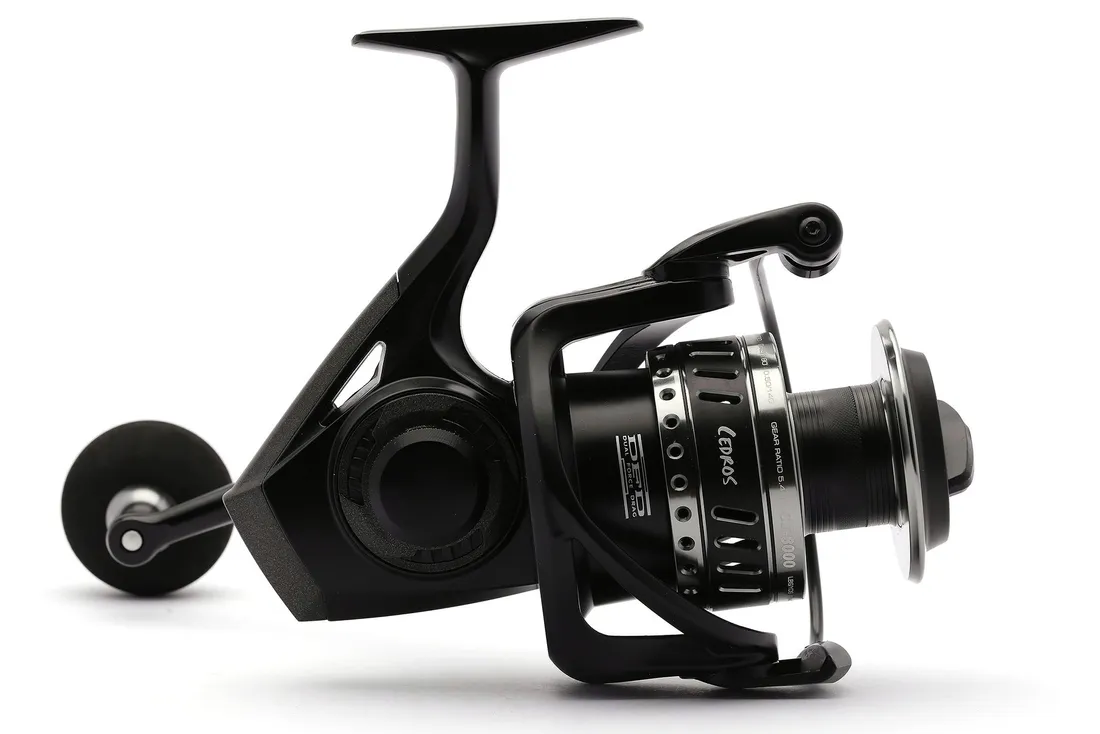 kolowrotek-okuma-cedros-cj-10000