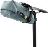 torba-podsiodlowa-evoc-seat-pack-wp-2-steel-cechy-dodatkowe-elementy-odblaskowe