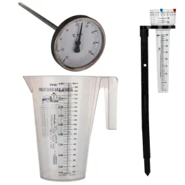 deszczomierz-ogrodowy-z-kubkiem-kalibracyjnym-2l-i-termometrem-zestaw