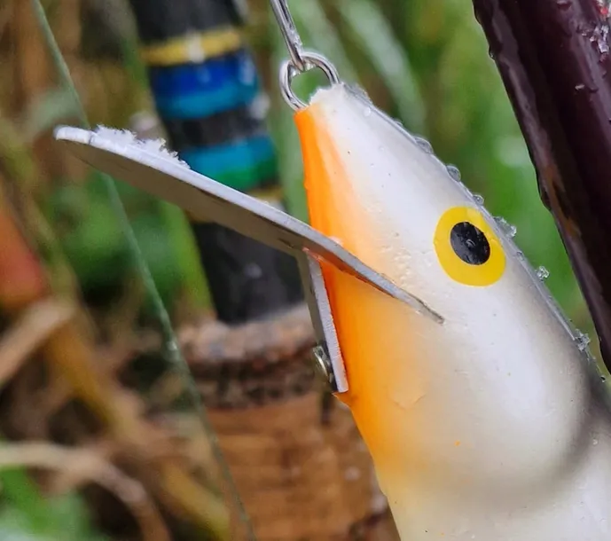 wobler-dorado-classic-jointed-bp-16cm-34g-plyw-metalowy-ster-na-glowacice-marka-dorado