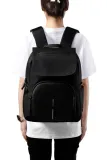 plecak-miejski-antykradziezowy-xd-design-soft-daypack-black-waga-z-opakowaniem-1-49-kg-kolor-czarny