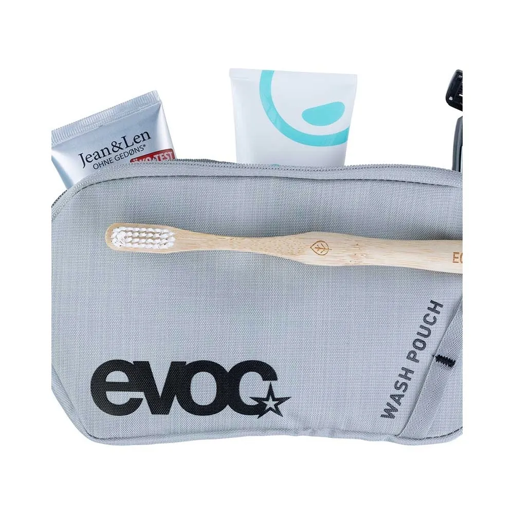 plecak-rowerowy-evoc-explorer-pro-30-silver-marka-evoc