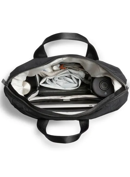 plecak-miejski-torba-bellroy-tokyo-totepack-raven-cechy-dodatkowe-na-zamek