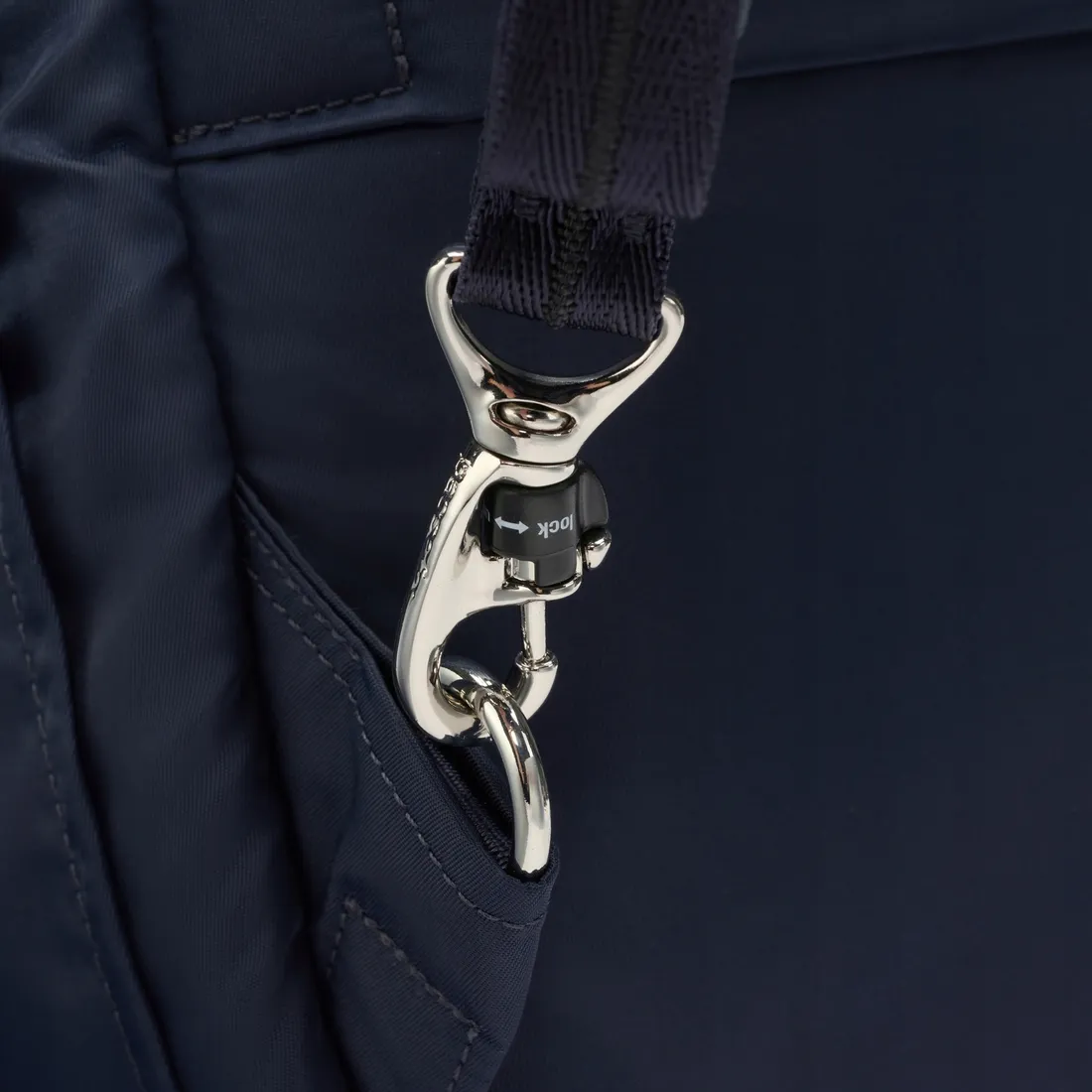 pacsafe-plecak-miejski-niebieski-marka-pacsafe