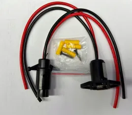 wtyczka-i-gniazdo-do-podlaczenia-silnika-elektrycznego