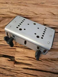 adapter-podstawa-montazowa-ked-na-burte-lodzi-lund-tracker-finval-tangiri