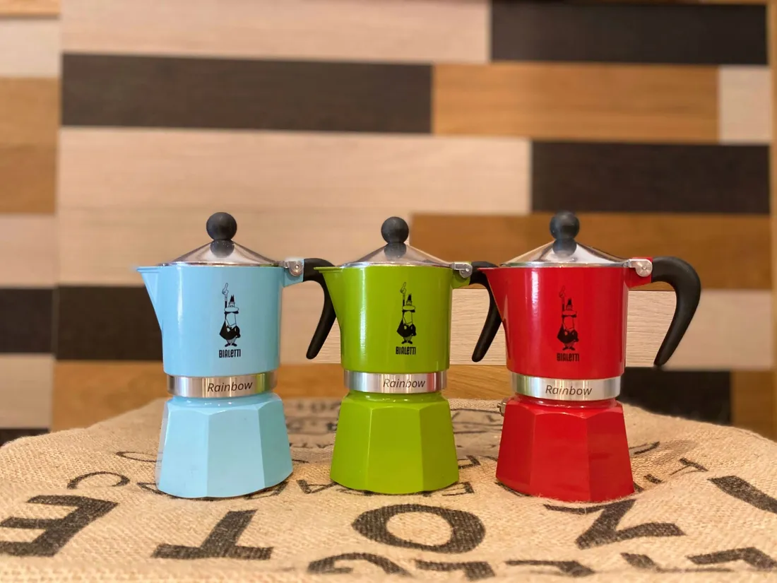 bialetti-kawiarka-rainbow-1tz-czerwona