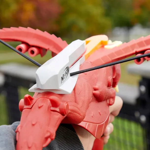 karabin-hasbro-dungeons-and-dragons-wiek-dziecka-8-lat