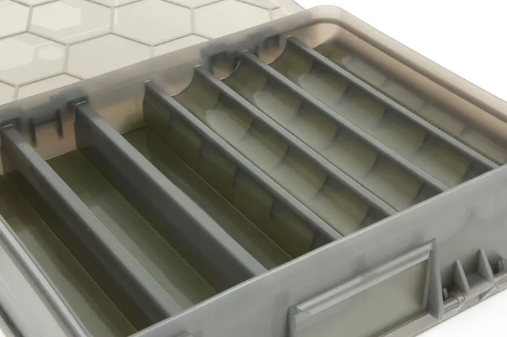 matrix-pudelko-double-sided-feeder-tackle-box-kolor-srebrny