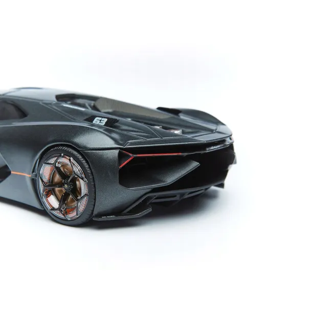 bburago-lamborghini-terzo-millennio-1-24-10947-marka-bburago-kod-producenta-21094