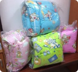 koldra-dziecieca-110x140-poduszka-losowy-wzor