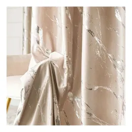 zaslona-gotowa-na-tasmie-140x250-ciemnokremowa-ze-srebrnym-wzorem-zabki