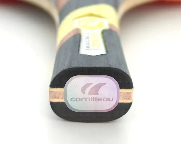 rakietka-do-tenisa-excell-carbon-2000-cornilleau-waga-z-opakowaniem-0-16-kg-marka-cornilleau