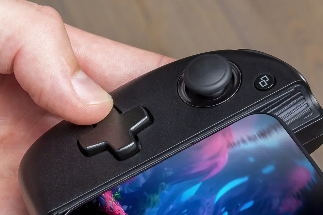 nacon-xbox-series-pad-przewodowy-compact-pro