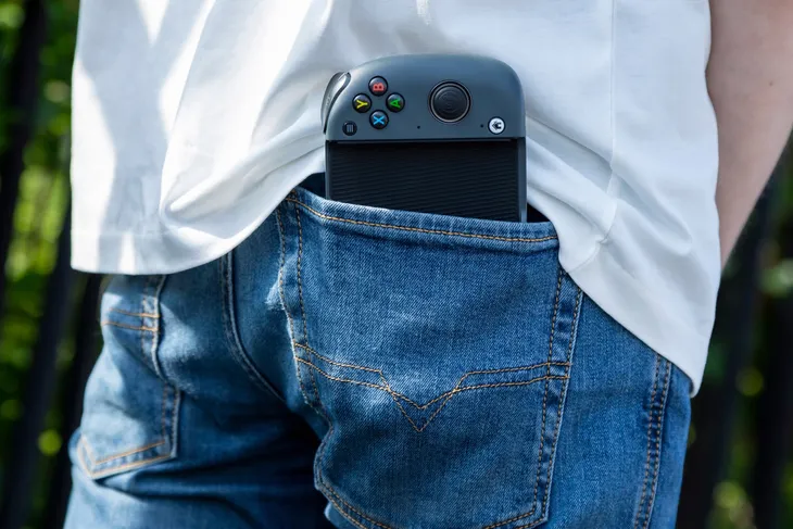 nacon-xbox-series-pad-przewodowy-compact-pro-kod-producenta-xbxprocompacturban