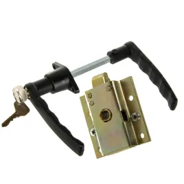 zamek-prawy-kpl-z-klamka-i-kluczyk-c-385-912-zetor