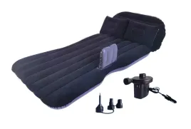 wygodny-materac-do-samochodu-pompka-samochodowa