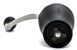 mlynek-reczny-hario-tworzywo-sztuczne-24-g-czarny