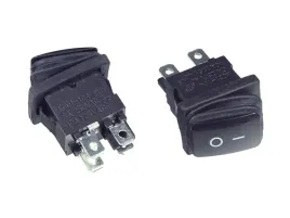 przelacznik-kolyskowy-kcd1-104-230v-ac-ip54-on-off-x5szt