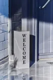 kolumna-ozdobna-dekoracja-do-ogrodu-wejscia-50-cm-napis-welcome-marka-dekor