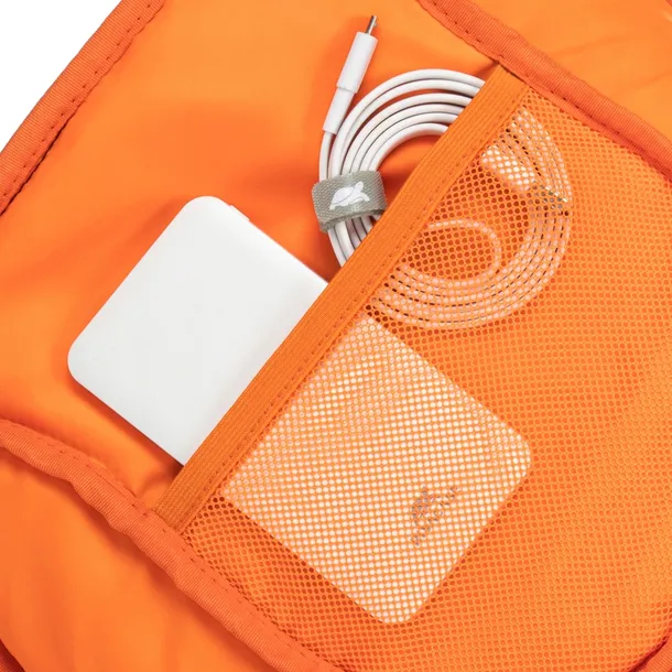 torba-na-laptopa-156-rivacase-liczba-komor-2