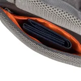 torba-na-laptopa-156-rivacase-waga-z-opakowaniem-0-15-kg-marka-rivacase