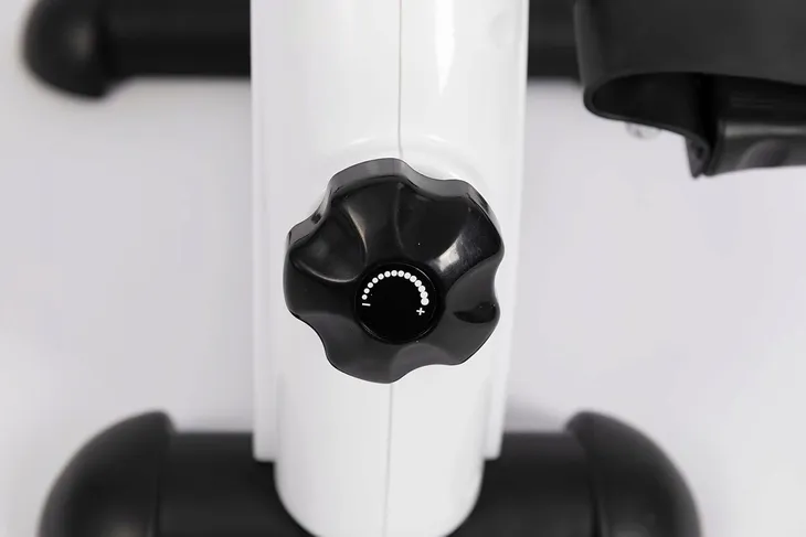 techfit-mini-rowerek-cechy-dodatkowe-antyposlizgowa-powierzchnia