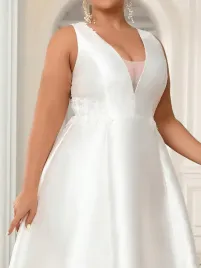 biala-klasyczna-gladka-sukienka-slubna-maxi-bez-rekawow-siatka