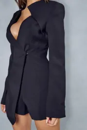 czarny-klasyczny-krotki-kombinezon-asymetryczny-dlugi-rekaw