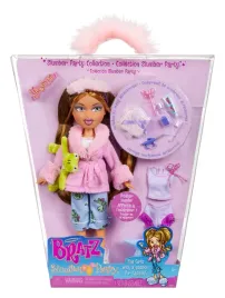 bratz-slumber-party-yasmin-fashion-doll-z-2-zestawami-pizamy-pluszu-i-akc