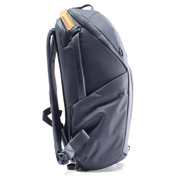 plecak-peakdesign-everyday-backpack-20l-zip-niebieski-edlv2-waga-1-5-kg