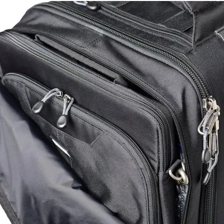 thinktank-airport-essentials-material-dominujacy-tworzywo-sztuczne