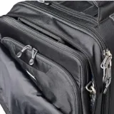 thinktank-airport-essentials-material-dominujacy-tworzywo-sztuczne