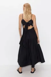 sukienka-maxi-czarna-na-ramiaczka-kokarda-odkryte-ramiona-warehouse-36