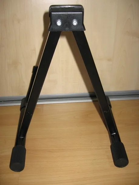 statyw-gitarowy-athletic-git-4u-kod-producenta-git-4u