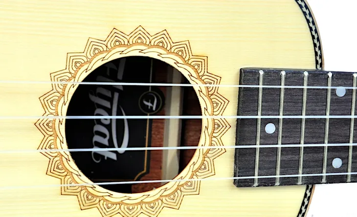 ukulele-sopranowe-flycat-tyl-mahon