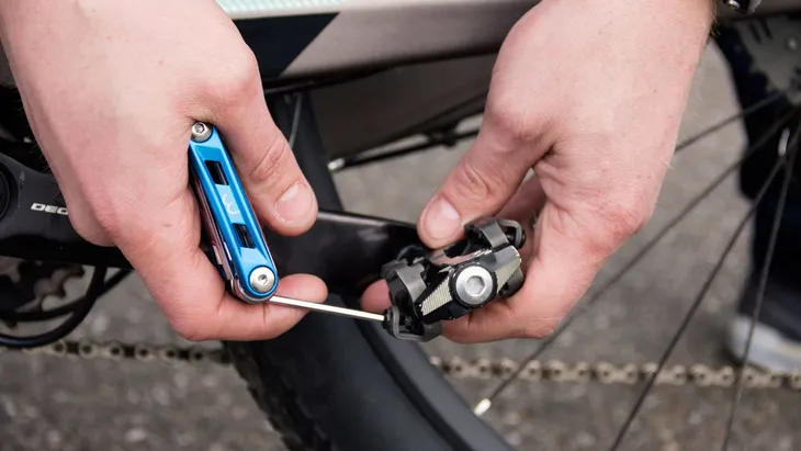 klucz-rowerowy-wielofunkcyjny-bbb-cycling-primefold-l-blue-silver-l-rodzaj-klucz-imbusowy